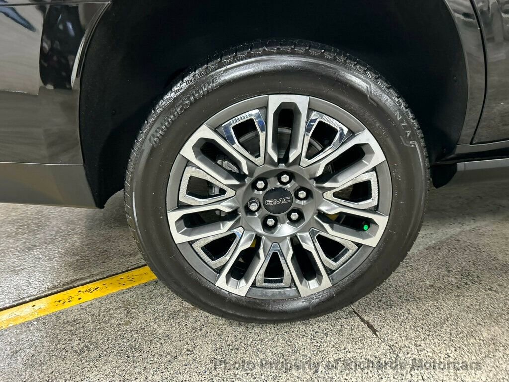 Used 2024 GMC Yukon Denali Ultimate image 11