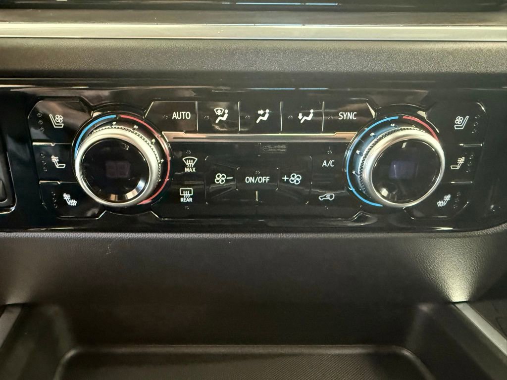 New 2026 GMC Sierra 3500 SLT image 12