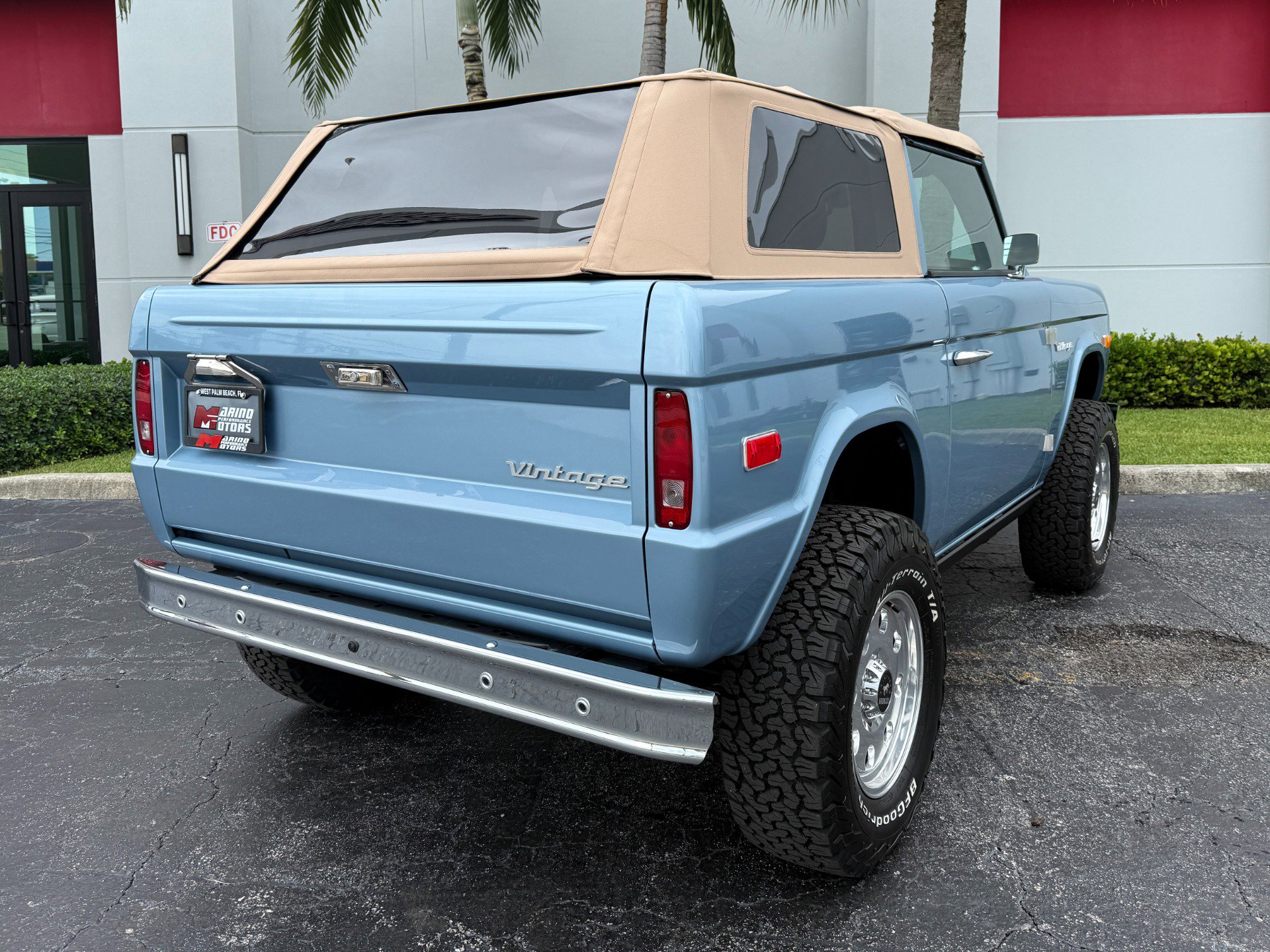 Used 2023 Ford Bronco Black Diamond image 13