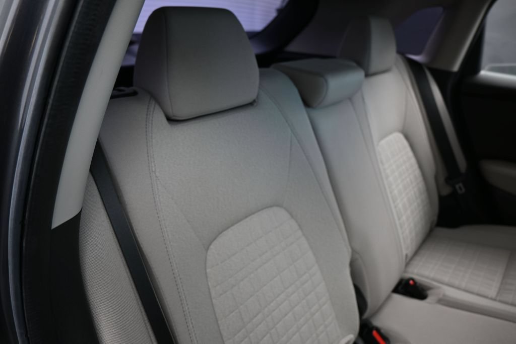 Used 2023 Honda HR-V LX image 36
