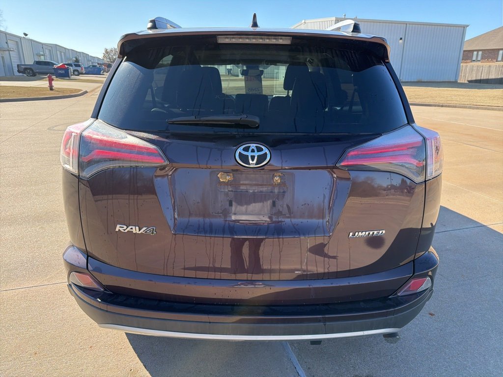 Used 2018 Toyota RAV4 Limited image 4