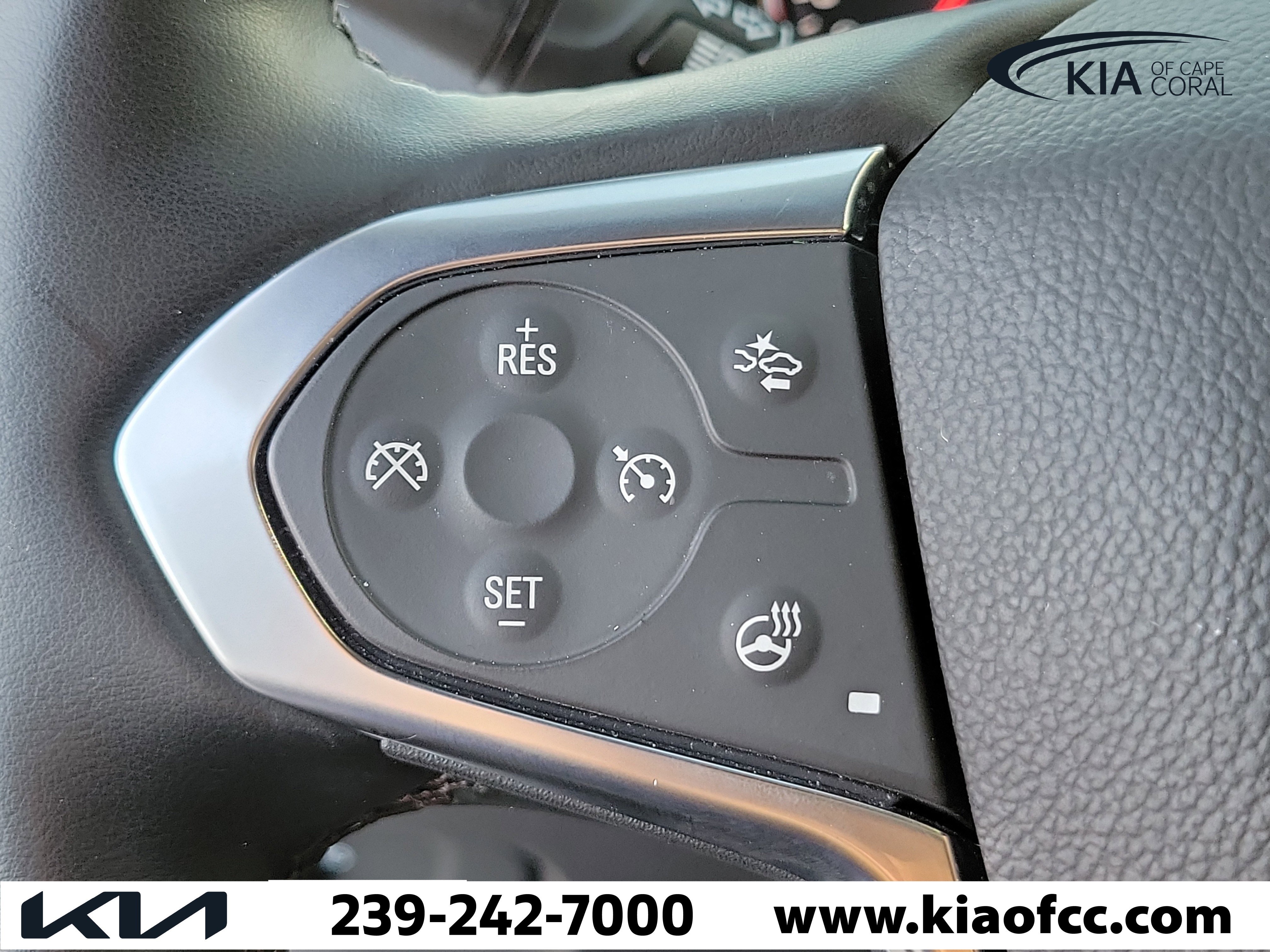 Used 2023 Chevrolet Traverse High Country w/ LPO, 'HIT The Road' Package FWD image 27