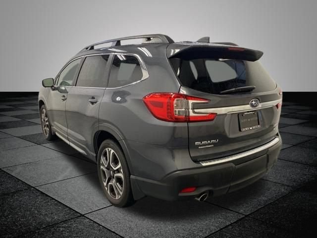Used 2023 Subaru Ascent Limited w/ Technology Package AWD/4WD image 5