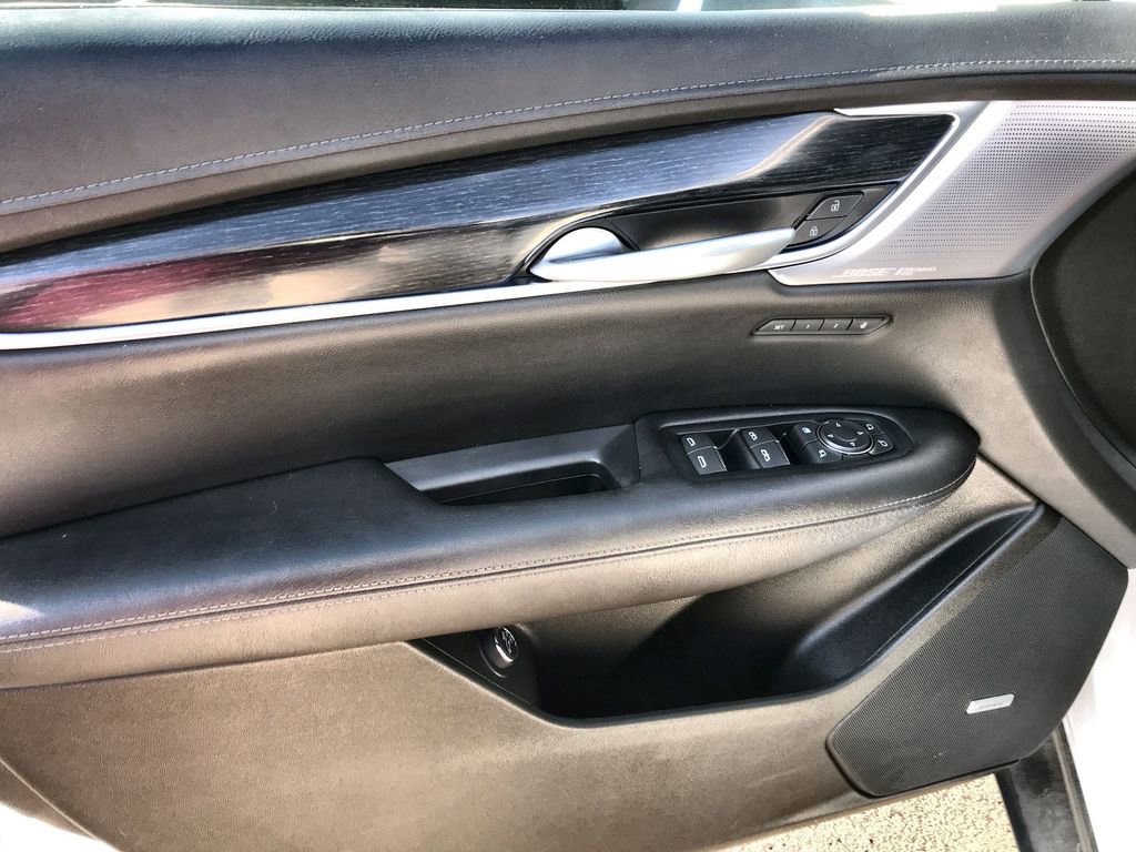 Used 2024 Cadillac XT5 Premium Luxury AWD/4WD image 13