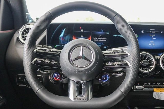 New 2025 Mercedes-Benz GLA 35 AMG 4MATIC image 16