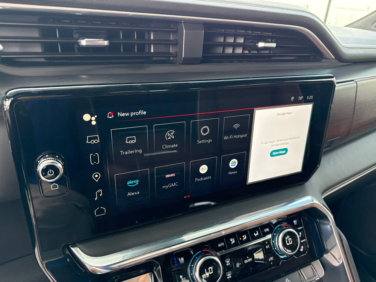 Certified 2025 GMC Sierra 3500 Denali Ultimate AWD/4WD image 17