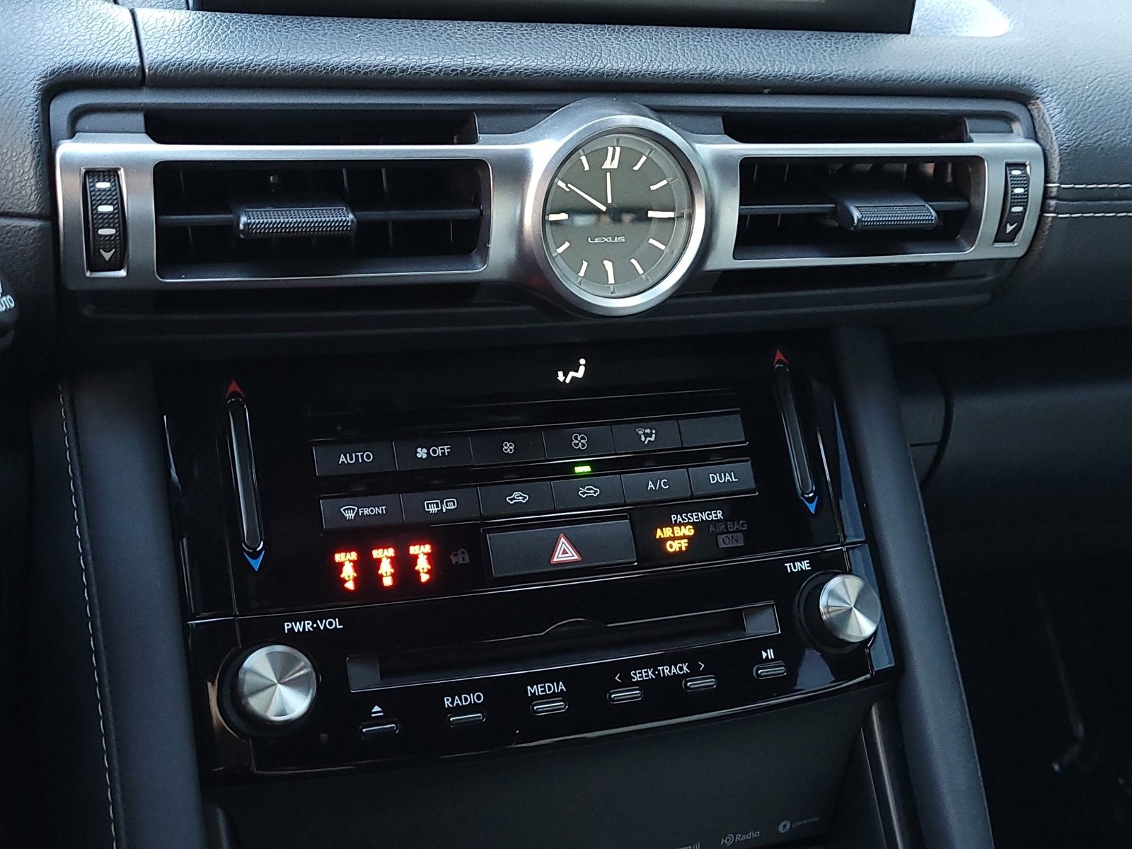 Used 2022 Lexus IS 350 F Sport image 21