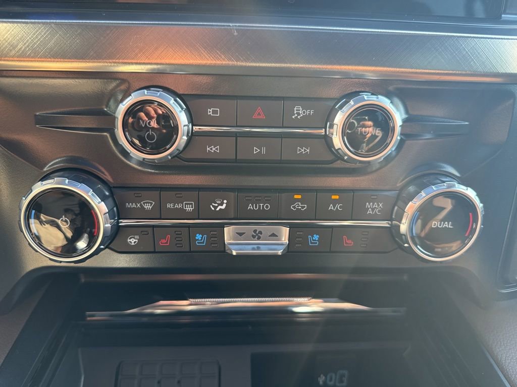 New 2026 Ford F350 King Ranch w/ Chrome Package image 18