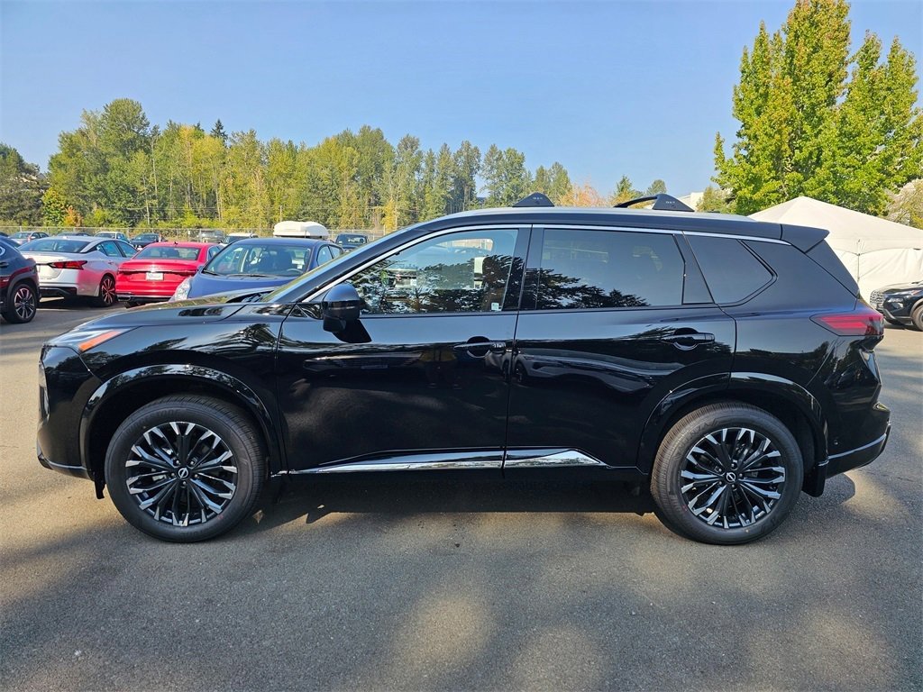 New 2026 Nissan Rogue Platinum image 8