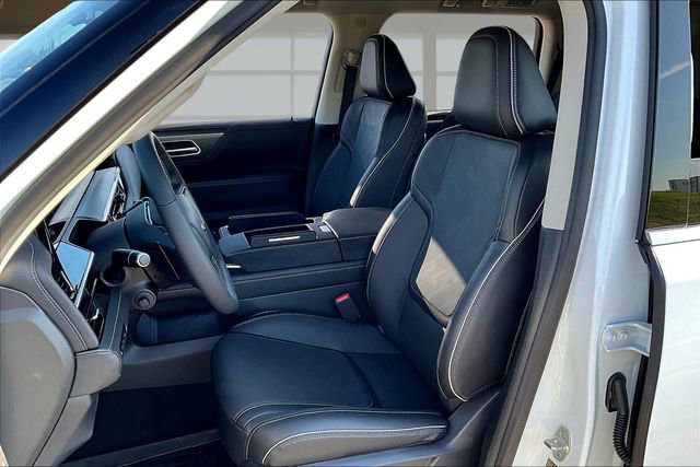 New 2026 INFINITI QX80 Luxe image 25