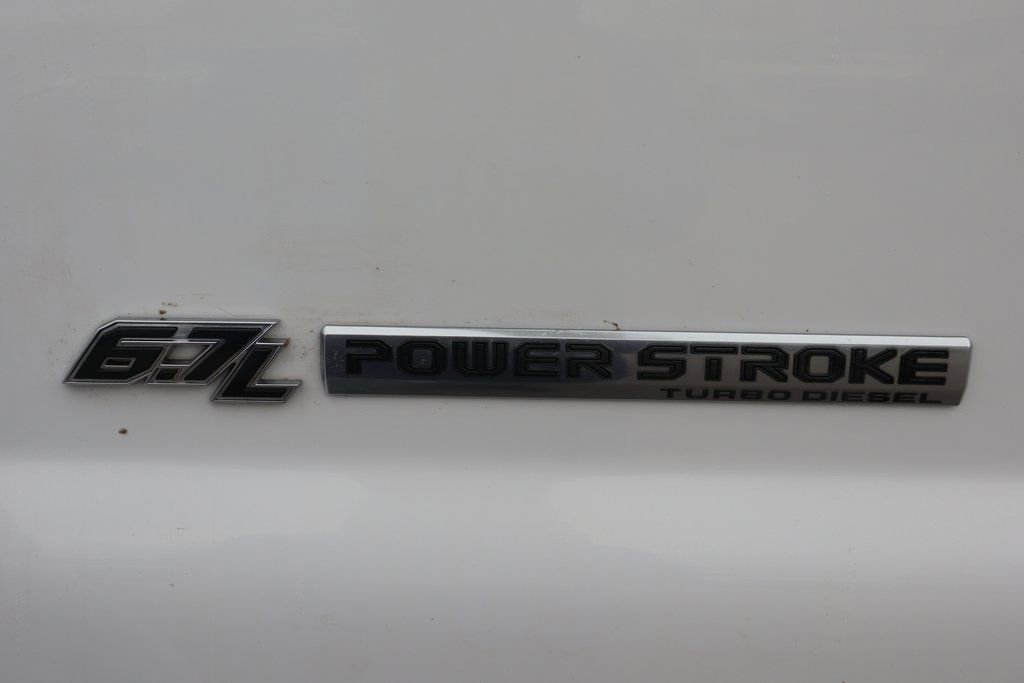 Used 2016 Ford F650 2WD Crew Cab Super Duty image 52