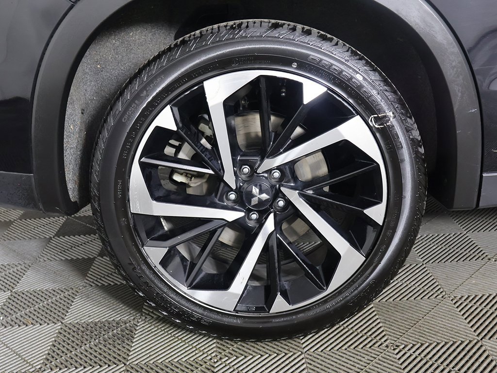 Used 2024 Mitsubishi Outlander SE image 19