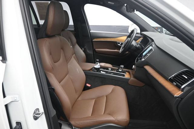 Used 2024 Volvo XC90 T8 Plus w/ Protection Package AWD/4WD image 26