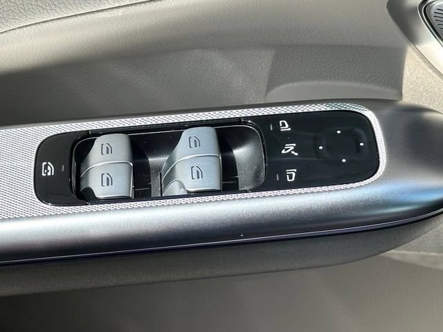 New 2027 Mercedes-Benz GLC 300 4MATIC image 37