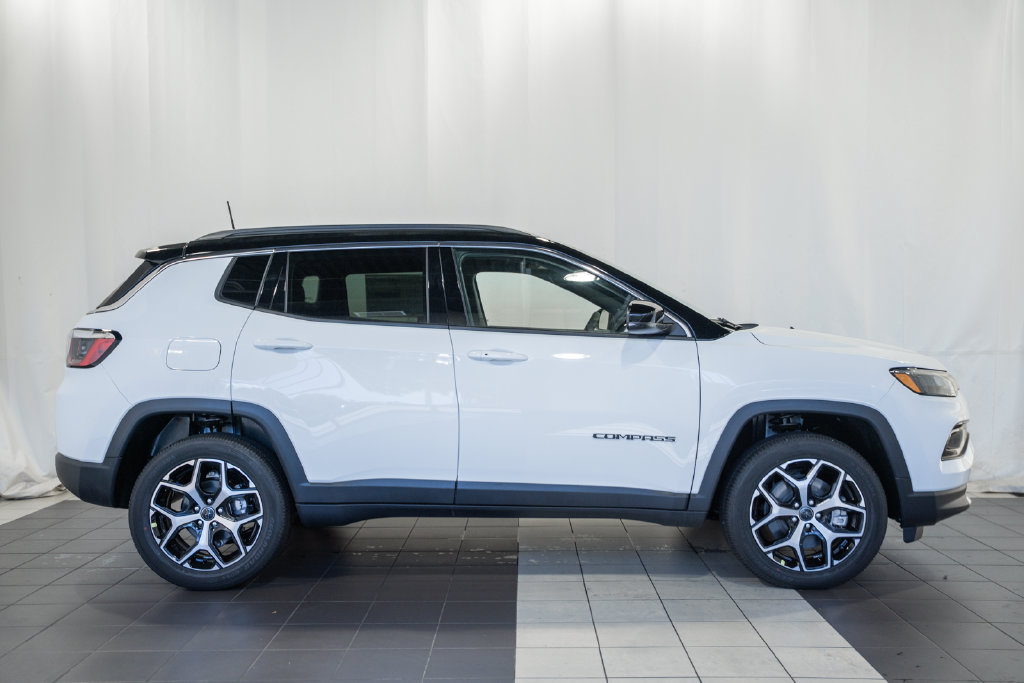 New 2026 Jeep Compass Limited AWD/4WD image 3