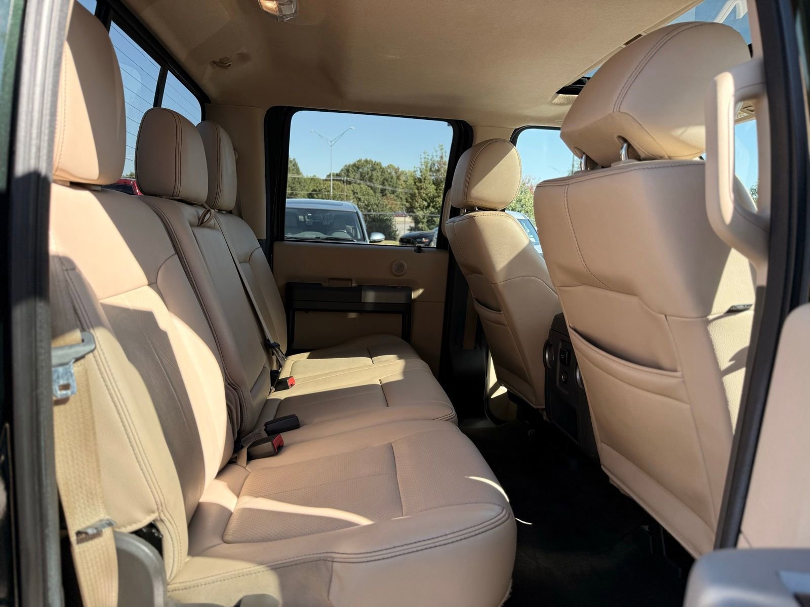 Used 2016 Ford F250 Lariat w/ Lariat Ultimate Package image 13