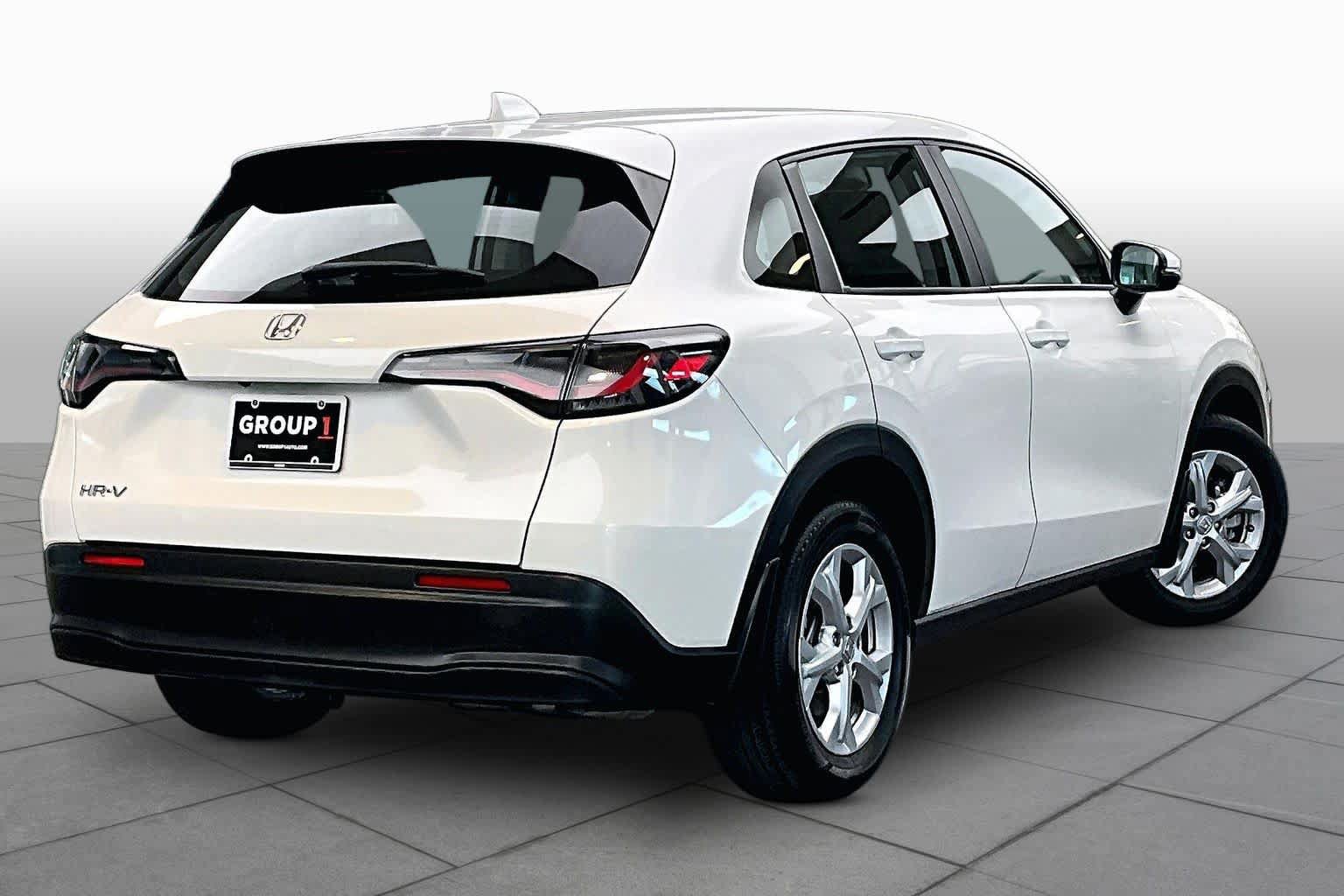 Used 2024 Honda HR-V LX image 12