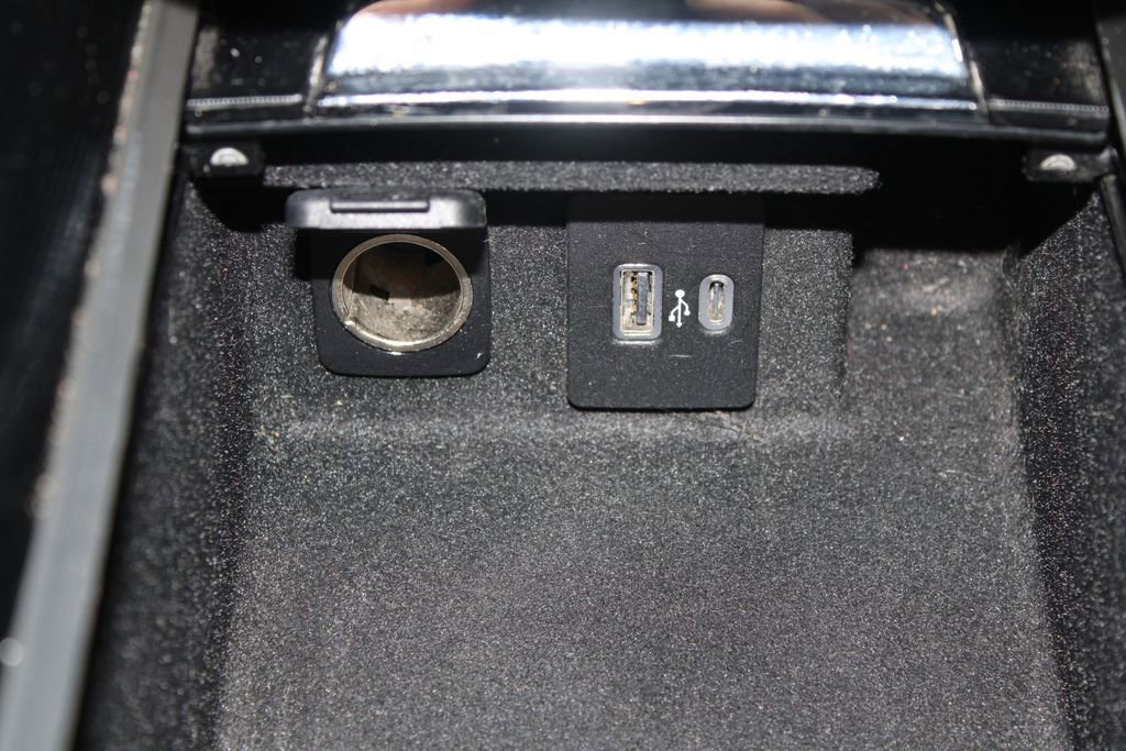 Used 2022 Lincoln Corsair Reserve w/ Equipment Group 201A image 47