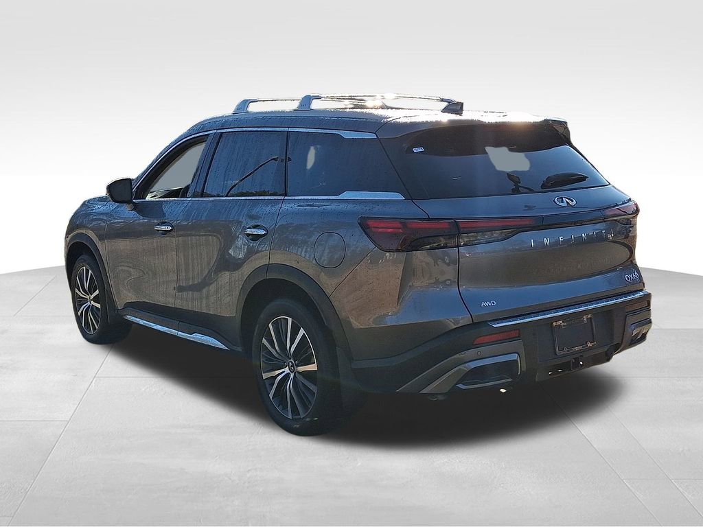 Used 2025 INFINITI QX60 Sensory w/ Vision Package image 4