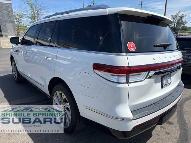 Used 2023 Lincoln Navigator Reserve image 7