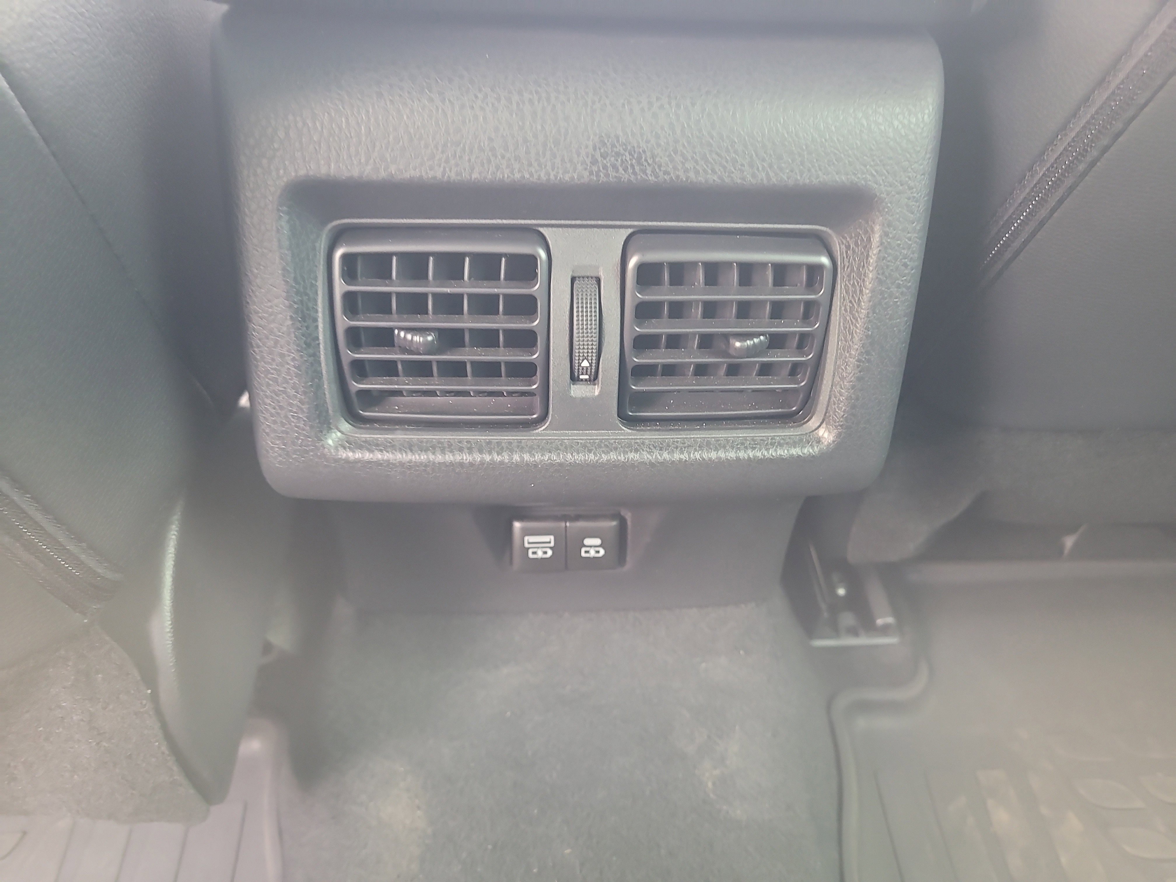 Certified 2025 Toyota Camry SE w/ Convenience Package image 15