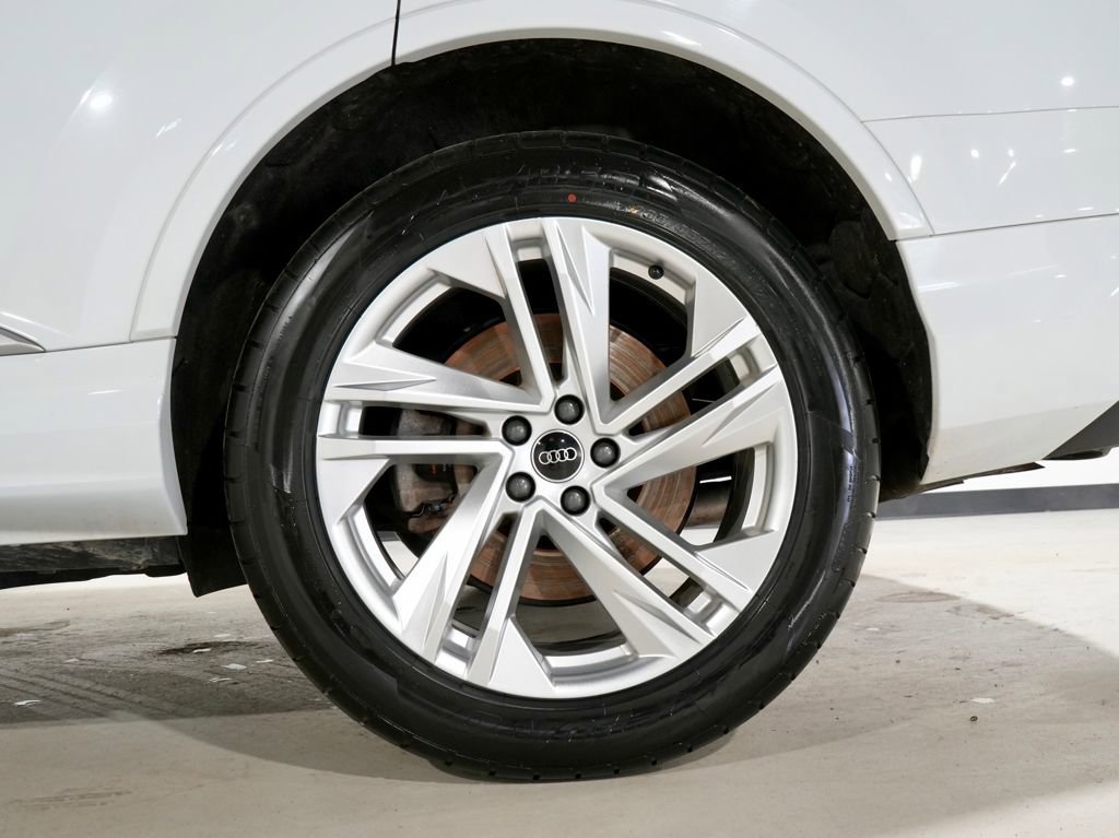 Used 2021 Audi Q7 3.0T Premium w/ Convenience Package image 36