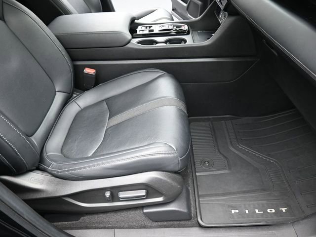 Used 2023 Honda Pilot Touring image 29
