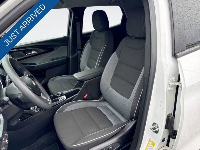 Used 2023 Chevrolet TrailBlazer LT w/ Convenience Package image 11