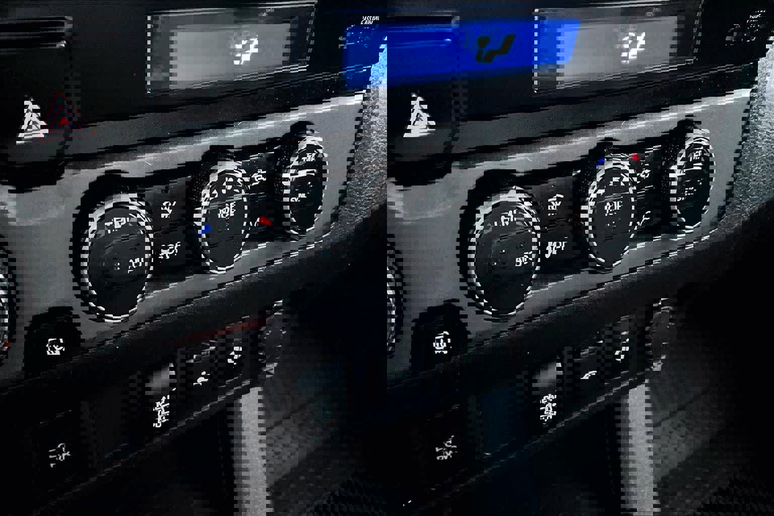 Certified 2022 Toyota Tacoma TRD Off-Road image 34