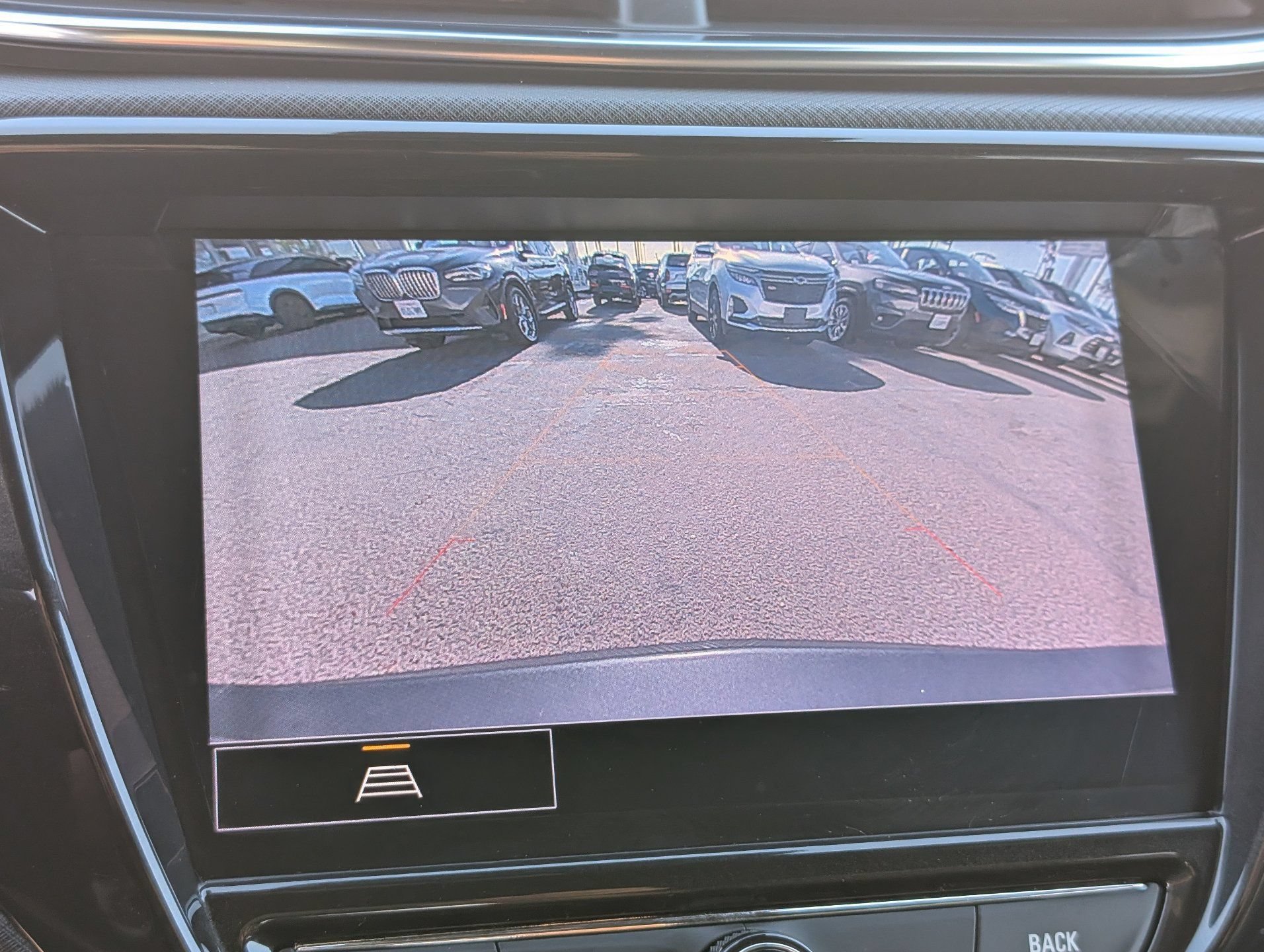 Used 2023 Chevrolet TrailBlazer RS w/ Sun and Liftgate Package FWD image 23