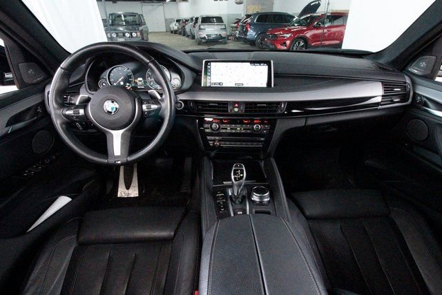 Used 2019 BMW X6 xDrive50i w/ M Sport Package image 7
