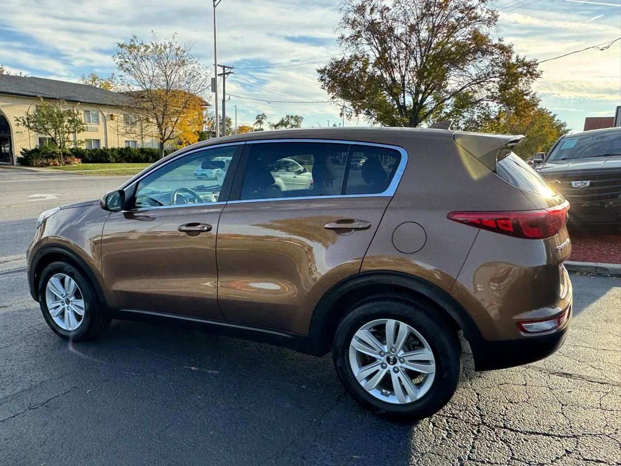 Used 2018 Kia Sportage LX FWD image 8