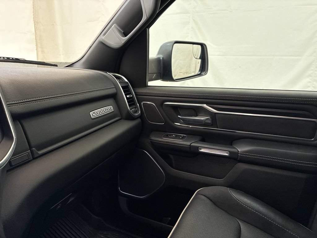 Used 2023 RAM 1500 Laramie AWD/4WD image 30