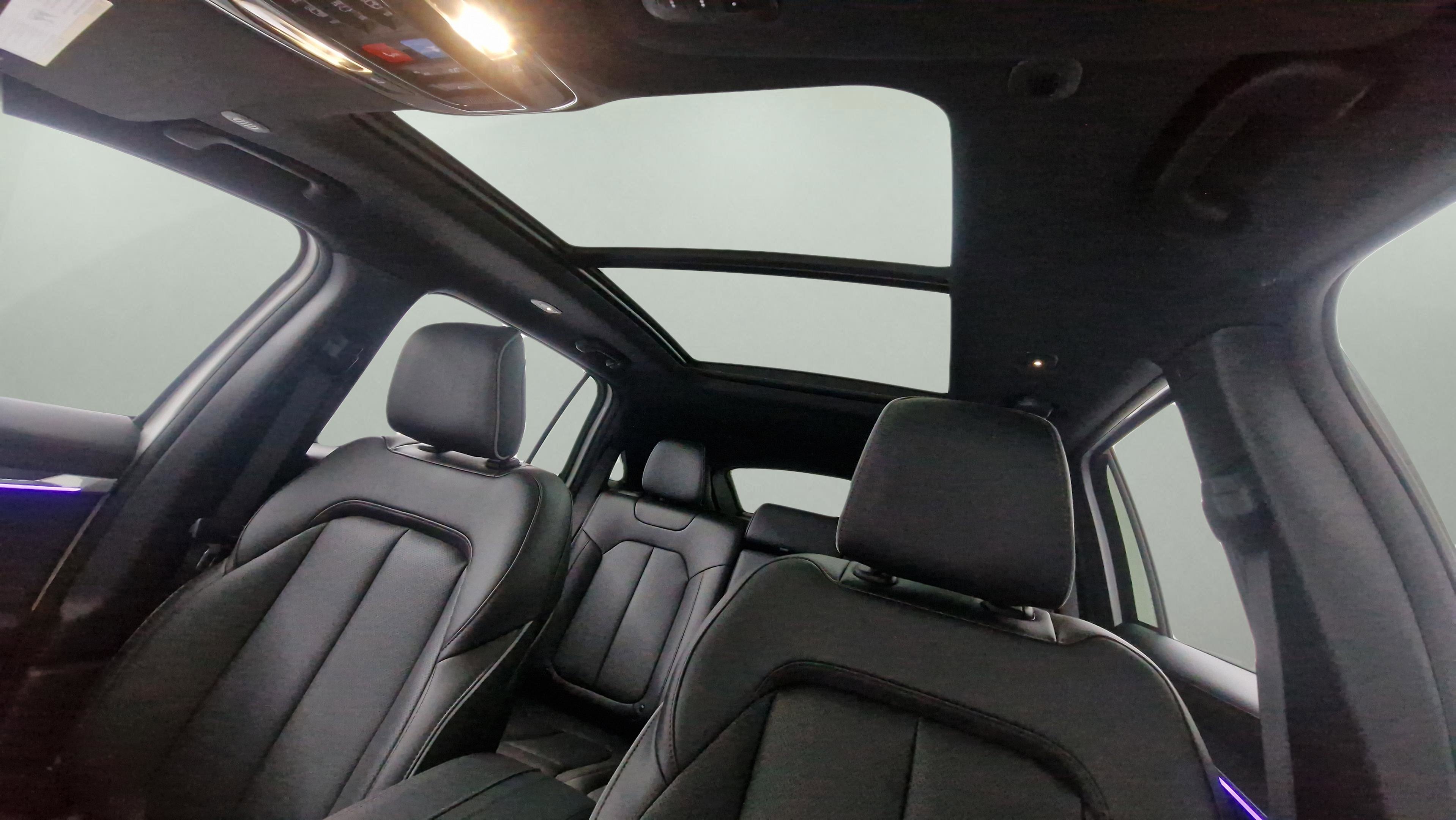 New 2025 Jeep Wagoneer Limited image 25