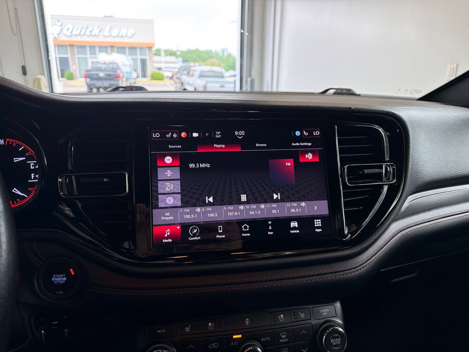 Used 2024 Dodge Durango GT AWD/4WD image 27