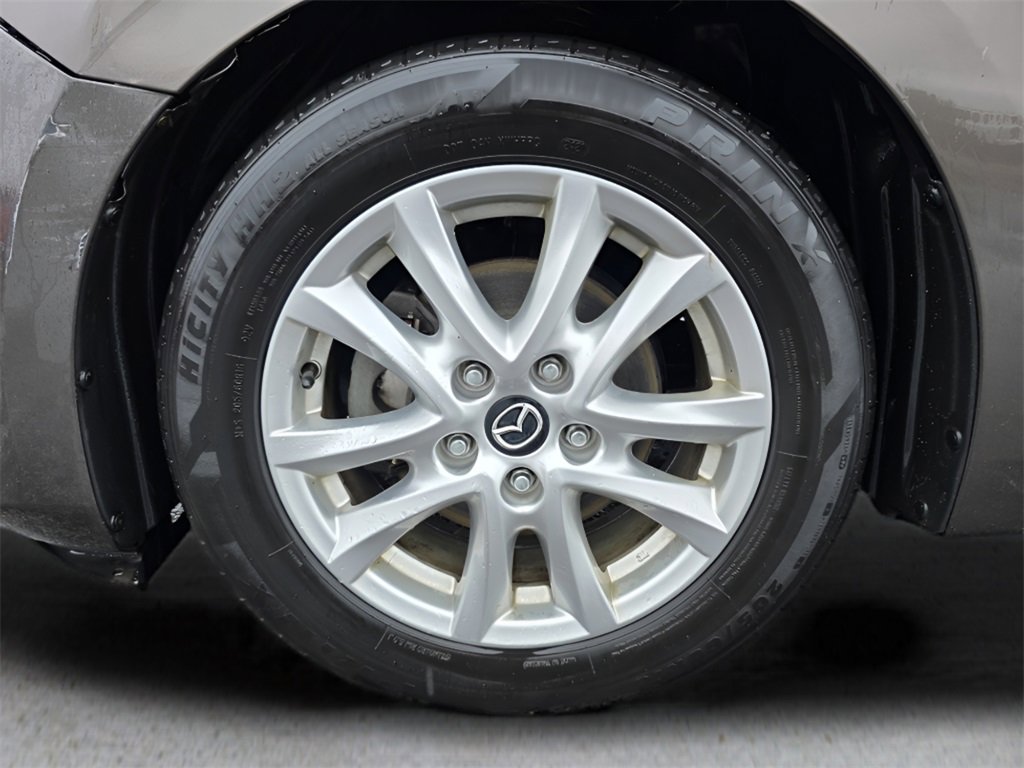 Used 2016 MAZDA MAZDA3 i Grand Touring image 11