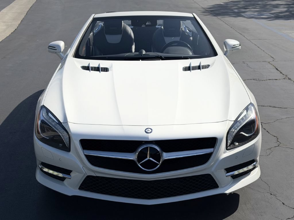 Used 2015 Mercedes-Benz SL 550 image 10