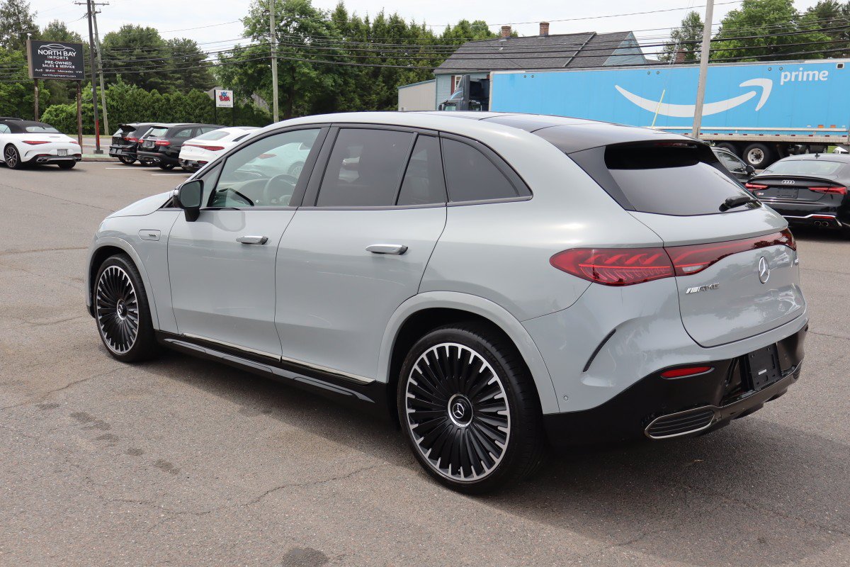 Used 2024 Mercedes-Benz EQE AMG 4MATIC SUV w/ Pinnacle Trim Package image 8