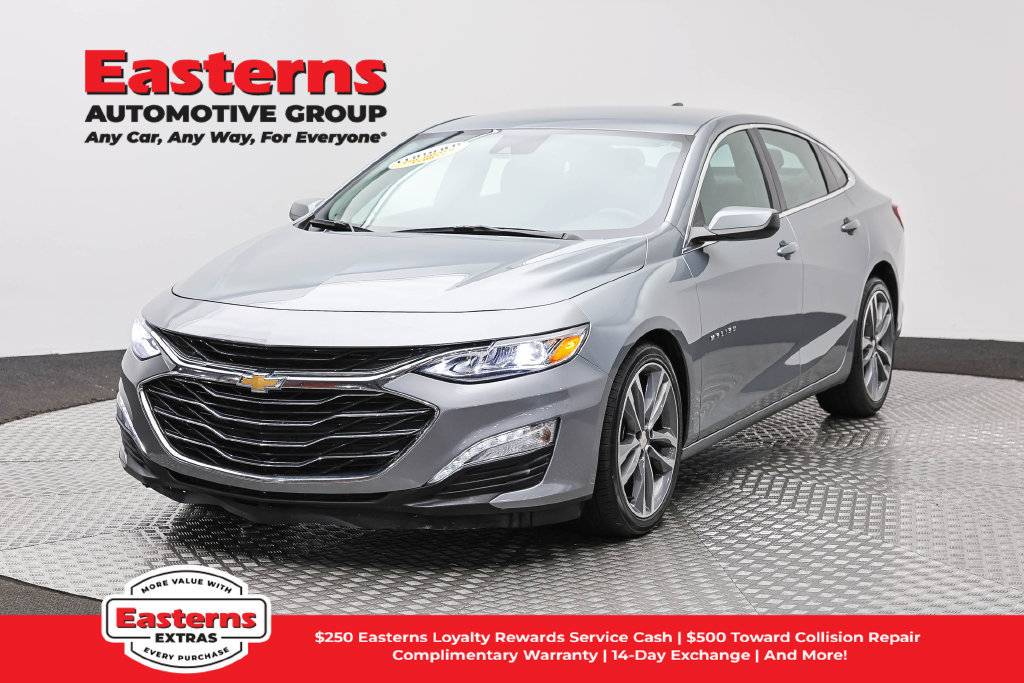 Used 2024 Chevrolet Malibu LT FWD image 1