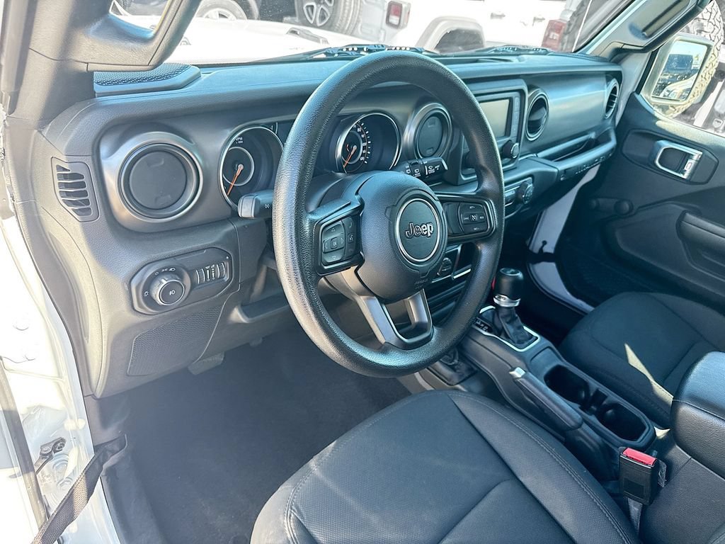 Used 2021 Jeep Wrangler Unlimited Sport AWD/4WD image 10