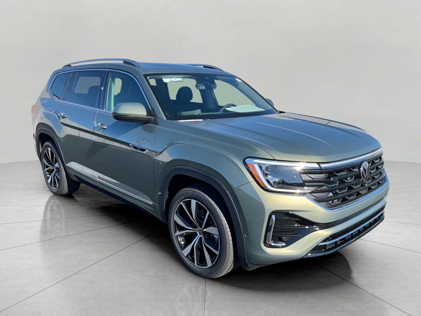 New 2026 Volkswagen Atlas SEL Premium R-Line image 1