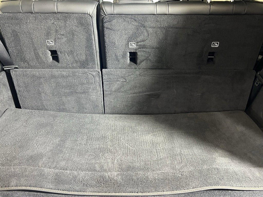 Used 2024 Jeep Grand Wagoneer Series III w/ Rear Seat Video Group 1 image 34