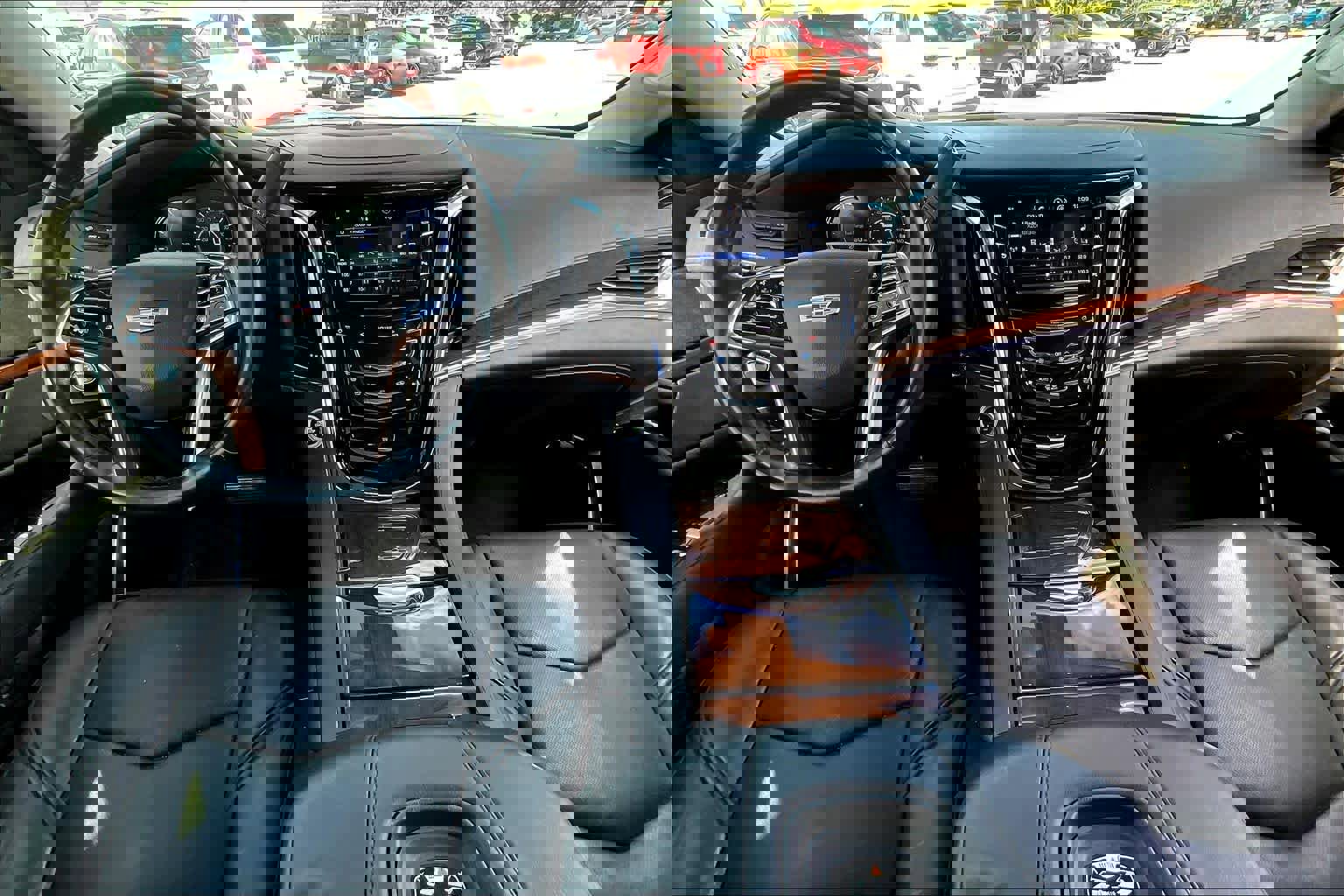 Used 2017 Cadillac Escalade Premium Luxury image 12