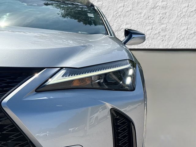 Used 2023 Lexus UX 250h F Sport AWD/4WD image 9