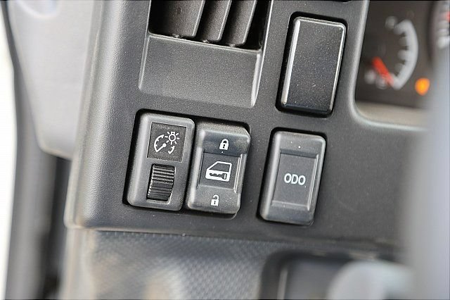 New 2025 Chevrolet Low Cab Forward 5500HG RWD image 25