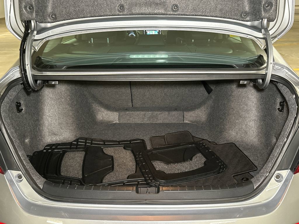 Used 2018 Honda Accord EX-L image 6