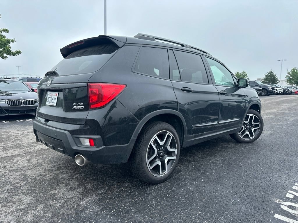 Used 2023 Honda Passport Elite image 12