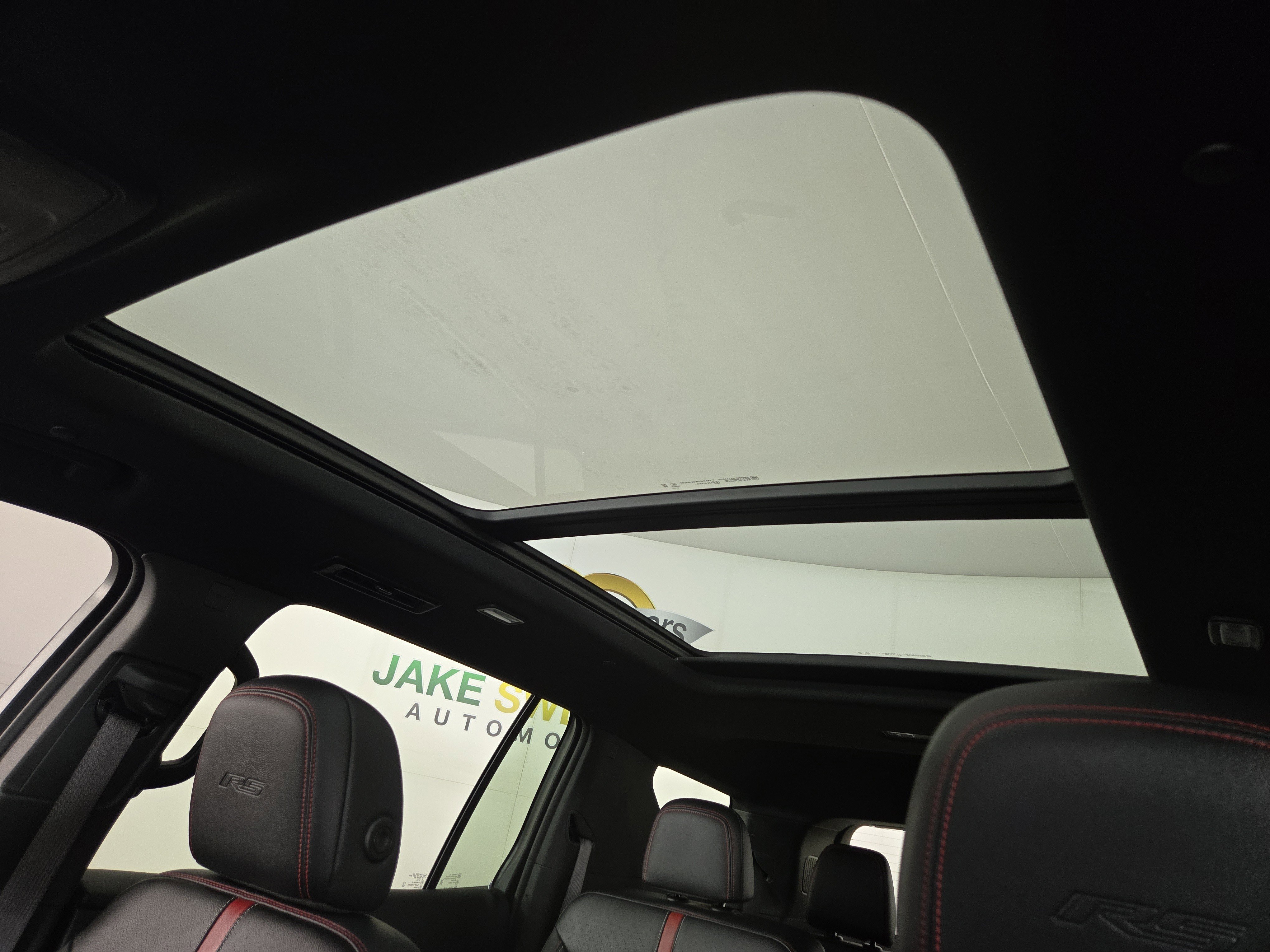 Certified 2024 Chevrolet Traverse RS image 23