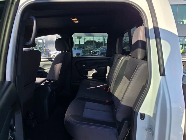 Used 2024 Nissan Titan SV w/ SV Convenience Package AWD/4WD image 14