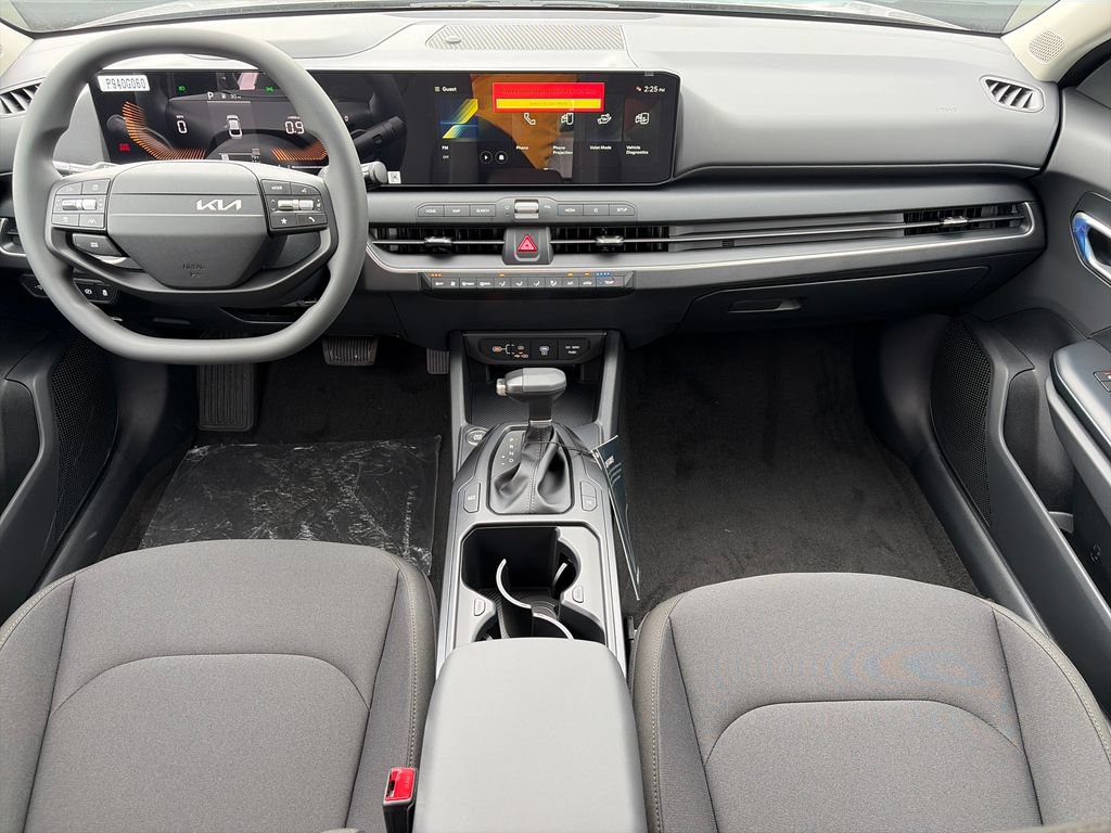 New 2026 Kia K4 FWD image 10